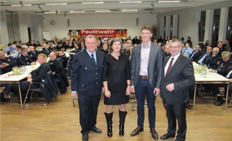 V.l.n.r. Vorsitzender Horst Helmes, stellvertretende Geschäftsführerin der Unfallkasse Rheinland-Pfalz Klaudia Engels, Referent Christian Emrich, Landrat Dr. Alexander Saftig.Privat