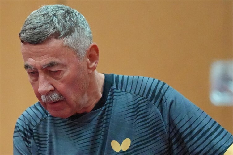 Volker Schneider bei seinem Einzelsieg gegen Nettetal.