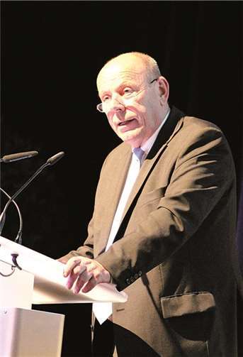 Volksbank-Vorsitzender Theodor Winkelmann präsentierte die Bilanz des Jahres 2012 und bewertete diese als positiv.