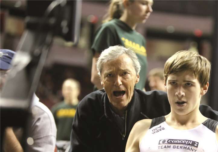 Voll konzentriert im entscheidenden Wettkampf: Alexander Diedrich wird von RLP-Landestrainer Peter Berger angefeuert. „Die entscheidenden Ruderschläge zum Gewinn des WM-Titels waren die letzten drei“, blickt Alexander Diedrich zurück.privat