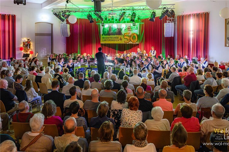 Vollbesetzter Saal zum Frühlingskonzert