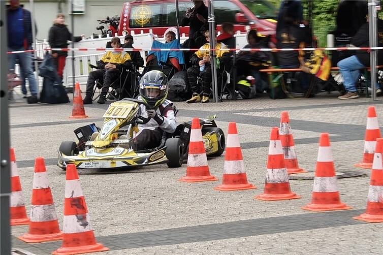 Volle Konzentration im Pylonen-Parcours.