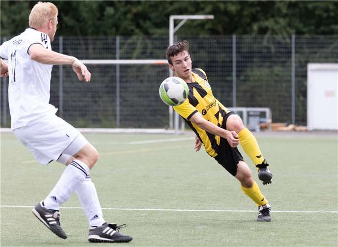 Voller Einsatz der Spieler bei der Sportwoche des Birresdorfer Sportclubs.