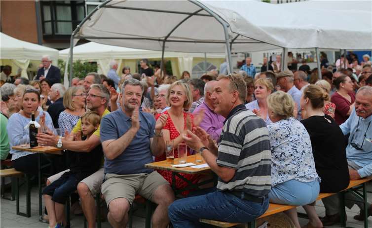 Volles Haus bei der Culinaria in Meckenheim.