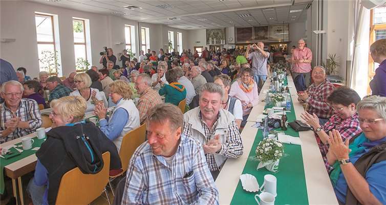Volles Haus bei der Eröffnungsfeier.