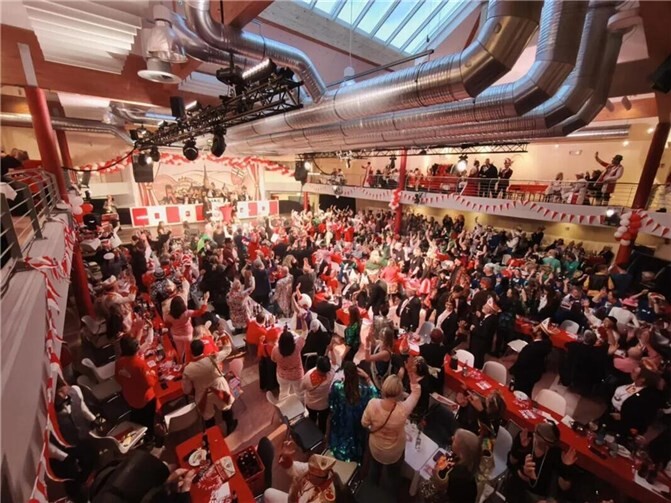 Volles Haus im Bürgezentrum Ahrweiler: Die Veranstaltungen der AKG sind in der Regel sehr beliebt.  Foto: Archiv / DU
