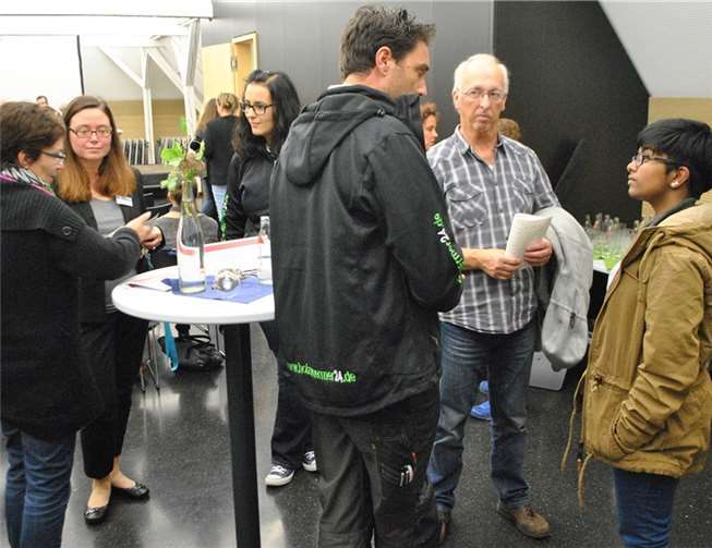 Volles Haus in der Ahr-Akademie der Handwerkskammer Koblenz in Bad Neuenahr-Ahrweiler, in die zur Info-Veranstaltung „Karrierechancen im Handwerk“ über 120 Schüler, Eltern, Betriebsinhaber, Experten von Arbeitsagentur, Handwerkskammer und Hochschulen gekommen waren.HwK Koblenz