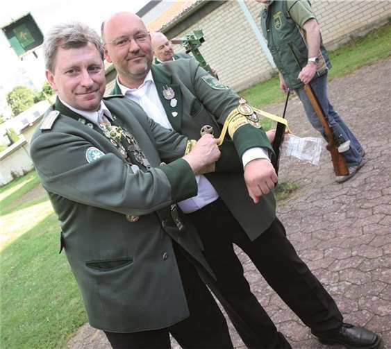 Vom Präsidenten gab es den Aufnäher als „Kaiser“ für die Jacke.