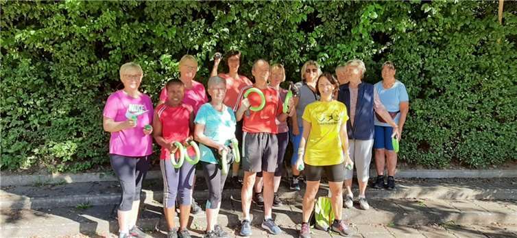 Vom Stausee Oberbieber walkte man bester Laune in das schöne Aubachtal.  Foto: VfL Oberbieber