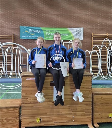 Vom Turnverein Remagen gingen drei Turnerinnen an den Start.  Foto:privat