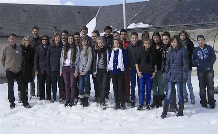 Vom vielen Neuschnee ließen sich die Realschüler ihre gute Laune in keinster Weise beeinträchtigen.privat