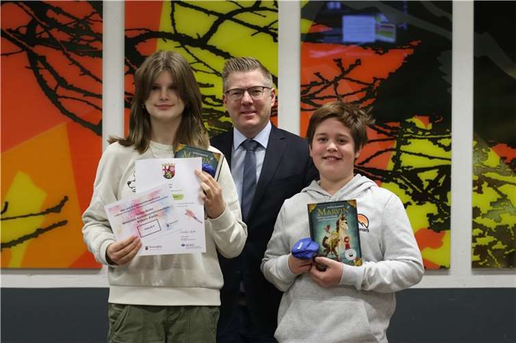 Von 1627 Gymnasiasten hat Evelyn Müller den 3. Platz belegt. Quellen: Mittelrhein-Gymnasium