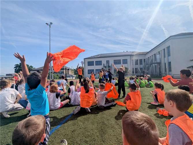 Von Anfang an herrschte eine energiegeladene und fröhliche Stimmung. Foto: Grundschule Weißenthurm