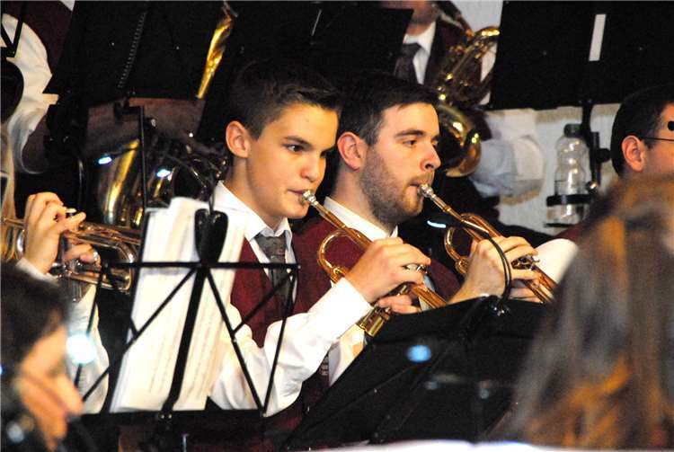 Von Jung bis Alt - im Blasorchester Maischeid & Stebach sind alle Generationen vertreten.