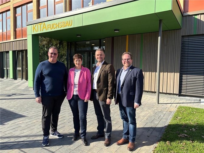 Von Links: Gino Gilles, Michaela Reiter und Torsten Welling MdL gemeinsam mit dem Ersten Kreisbeigeordneten Pascal Badziong. .  Foto:privat