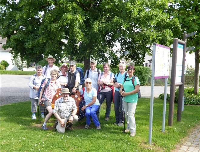 Unterwegs auf dem Traumpfad „Murscher Eselsche“ Von Morshausen aus machten sich die Remagener Wanderer auf den Weg. privat