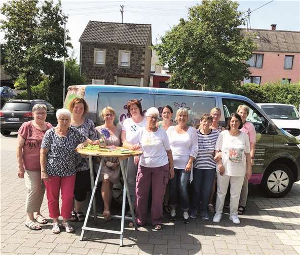 Von den nunmehr 35 aktiven und inaktiven Beller Landfrauen hat die Älteste bereits da 85. Lebensjahr erreicht und das jüngste Mitglied ist Ende 30. Fotos: FRE