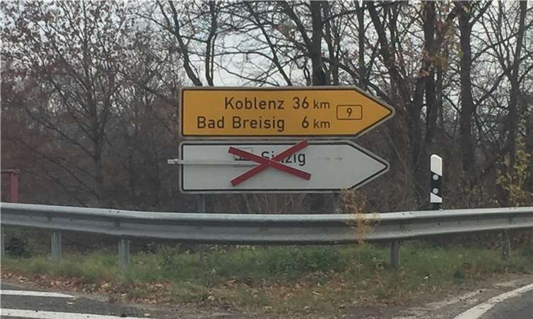 Von der B9 ist es derzeit aus Richtung Norden nicht möglich das Gewerbegebiet direkt anzusteuern – und das soll auch noch einige Monate so bleiben.