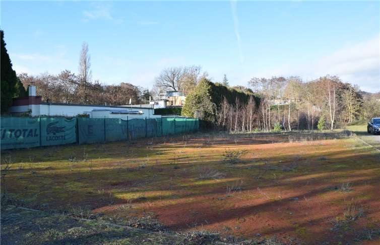 Von der CDU-Fraktion im Stadtrat Mendig favorisierter möglicher neuer Wohnmobilstellplatz in der Mendiger Brauerstraße. Foto: privat