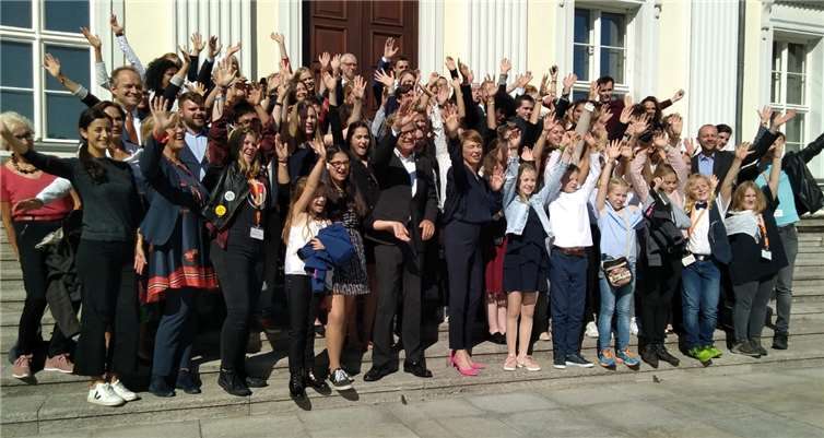Von der Gattin des Bundespräsidenten, Elke Büdenbender, wurden die engagierten Kinder zum Schloss Bellevue eingeladen.Foto: privat