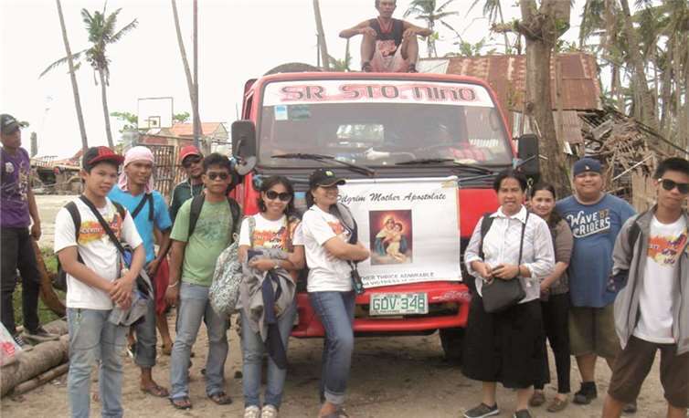Von der Sammelstation aus wurden die Hilfsgüter verteilt.  privat