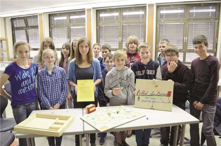 Von der Spielidee über Anleitung, Spielfeld, Verpackung zum kompletten Produkt haben die Rheinbacher Schüler alles selbst entwickelt. privat