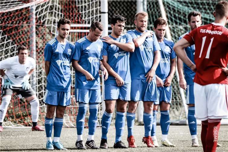 Von einem Abwehrbollwerk der SG Maifeld-Elztal war in Immendorf nichts zu sehen.Fotos: SK/SGME
