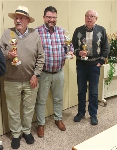 Von links: 1. Platz Heribert Stockhausen (Mitte), 2. Platz Thomas Müller (rechts), 3. Platz Günther Theisen. Foto: privat