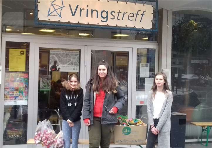 Von links: Anastasia Hahn, Fiona Ashani und Leonie Nonn.privat