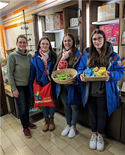 Von links: Annette Förster, Jana Kox, Nele Goldammer und Hannah Walbröhl  Foto: Jutta Rudas/Weltladen Linz