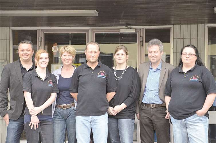 Von links: Bernd Mosen, Eva Hermann, Karen van Hunnik-Bretfeld, Arno Kulmus, Alexandra Segl, Jürgen König und Nicole Petri.Privat