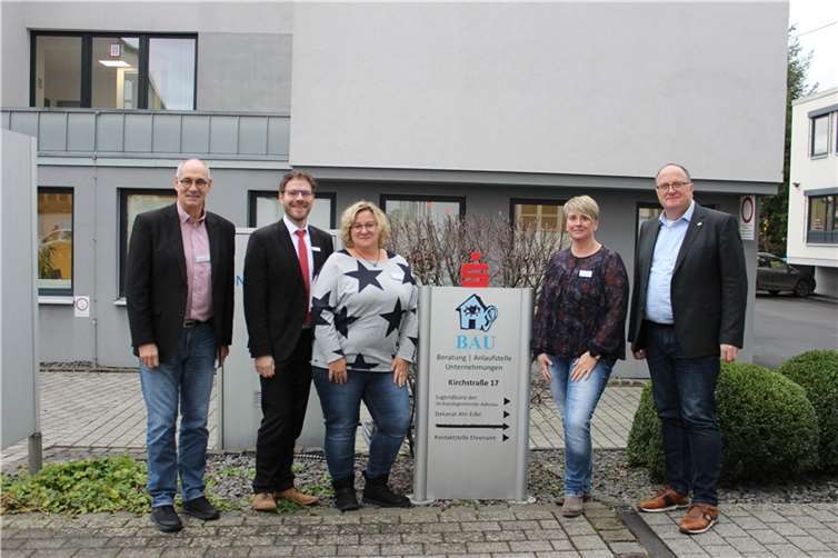 Von links: Bernhard Jüngling, Christian Frings, Sandra Weber, Silke Schmitz, Guido Nisius  Foto: Sebastian Schulte / VG Adenau