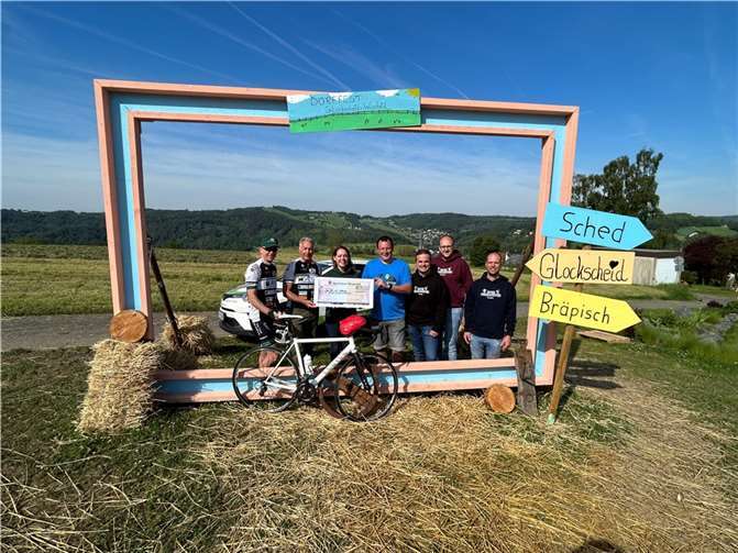 Von links: Eugen Gerhards, Jürgen Grünwald, Julia Fröder, Manuel Hardt, Benjamin Gaßmann, Pierre Fischer, Sebastian Fröder  Foto: Rudi Fischer