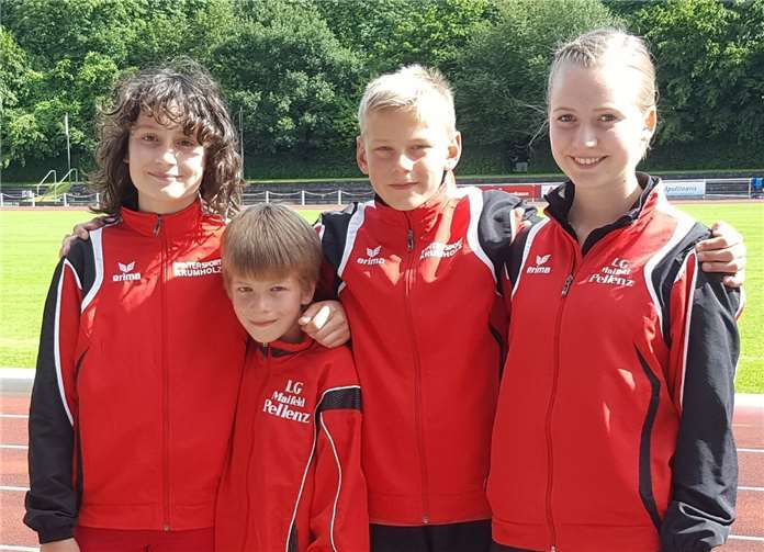 Von links: Finn Knebel, Paul Jakobi, Jakob Rotta und Anna Klara Klöckner.privat