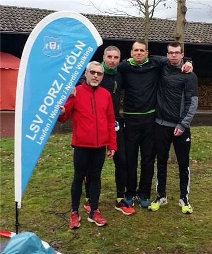 Von links: Franz Maurer, Josef Müller, Michael Brang und Luca Brang vertraten den Lauftreff Grafschaft in Porz.