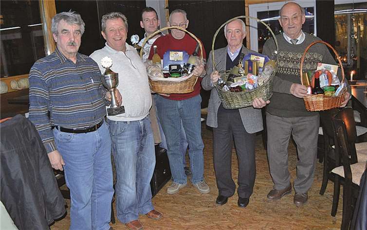 (Von links) Hans Günter Michel, Robert Koltermann, Gerd Wenzel, Klaus Bender, Heinrich Nussbaum und Josef Gemein. AB