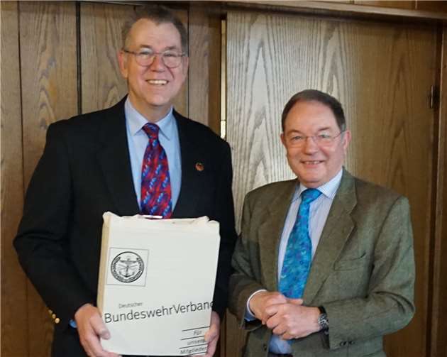 Von links: Hans-J. Unger zusammen mit Wolfgang Windolph. Foto: M. Unger