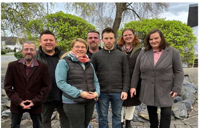 Von links: Heiko Henke, Harry Kemling, Liane Oettgen, Thorsten Velten, Fabian Schneider, Lisa Henn, Ruth Ehrenstein  Foto: privat