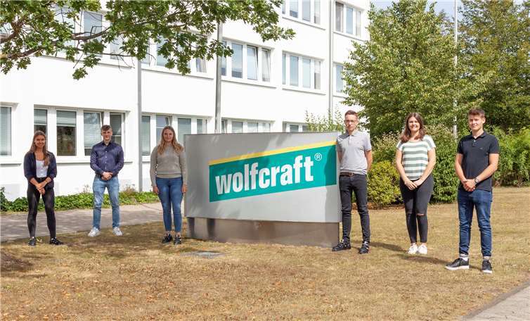 Von links:, Isabel Greulich, Justin Schild, Chantal Altmann, Marcel Eultgem, Laura Nawina Mandt, Julian Groß. Foto: wolfcraft GmbH