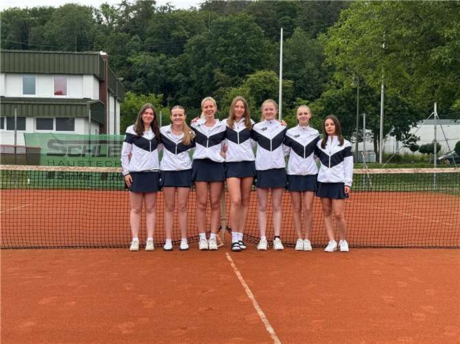 Von links: Lina Glabach, Lisa Grämer, Finja Melsbach, Johanna Muscheid, Mia Casper, Hannah Nickel, Emilia Kirsch  Foto: Katrin Grämer