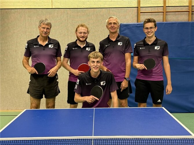 Traumstart für TV Rheinbach Von links: Martin Hestermann, Lukas Siebold, Tristan Thulfaut, Rüdiger Broszel, Falk Michel, Foto: privat