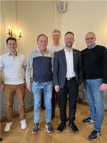 Von links: Philipp Hartewig (MdB), Stefan Puderbach, Christian Bartelt (MdB), Oberbürgermeister Thomas Nitzsche und Tim Wagner (MdB)  Foto: Stefan Puderbach/FDP-Stadtverband Neuwied