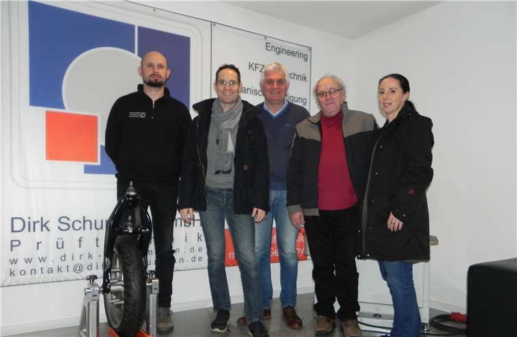 Von links: Sascha Grüger, Björn Hümmerich, Dirk Schumann, Dieter Heuser und Ines Hümmerich. Foto: privat