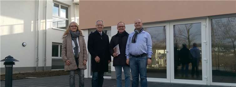 (Von links) Sascha Königshoven, Stiftsleiter, Hajo Reif, CDU-Fraktionsvorsitzender, MdL Josef Dötsch und Julian Schindler, CDU-Mitglied. privat