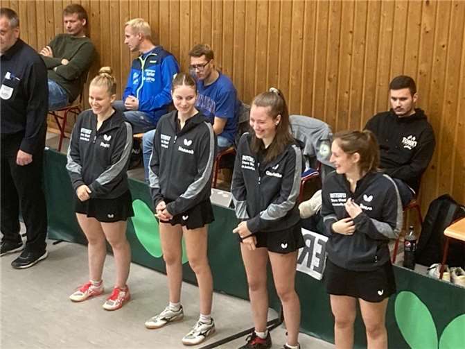 Von links: Steffi Hoffmann, Hannah Krießbach, Charlotte Schönau und Teresa Ströher  Foto: TTC Fritzdorf