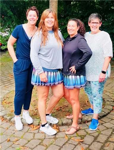 Von links: Tanja Auer, Heidi Baccilega, Manuela Paioncini, Birgit Remy  Foto: TC Maischeid