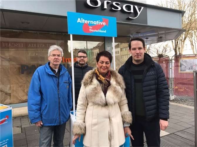 Von links nach rechts: Dr. Martin Dames, Nick Baltrock, Ute Kutscher; Andreas Bleck.  Foto: AfD-Kreisverband Neuwied