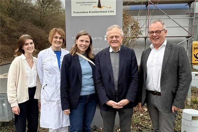 Von links nach rechts: Jolanda Pott, Dr. med. Susanne Molitor, Ute Ernst, Prof. Dr. med. Armin Grau, Thomas Werner.