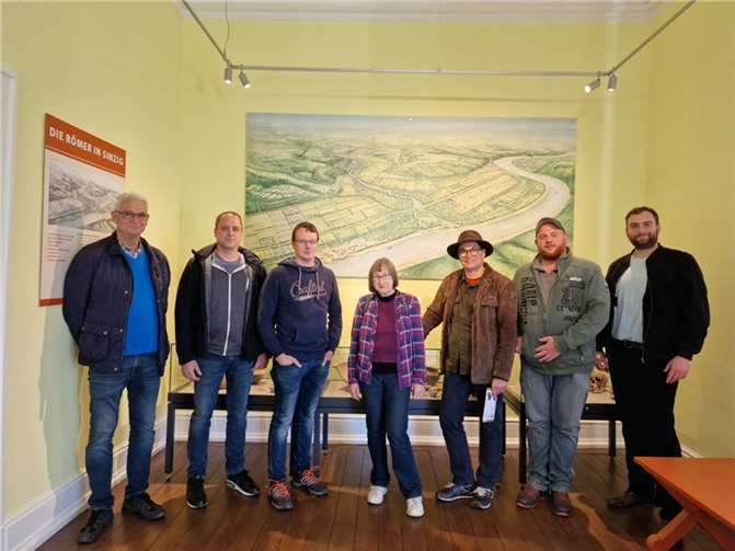 Von links nach rechts: Jürgen Ponzelar, Ralf Ropertz (Beisitzer), Marcel Mauer (2. Vorsitzender), Renate Rick, Andreas Schmickler, Patrick Ctrnact (1. Vorsitzender), Gabriel Heeren (Beisitzer). Foto: privat