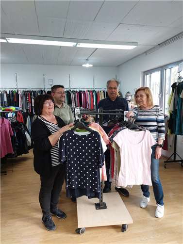 Von links nach rechts: Marita Groß, Kassiererin, Arek Markowski, 2. Vorsitzender, Luger Butlies, neuer 1. Vorsitzender, Angelika Kinzer, Schriftführerin. Foto: privat